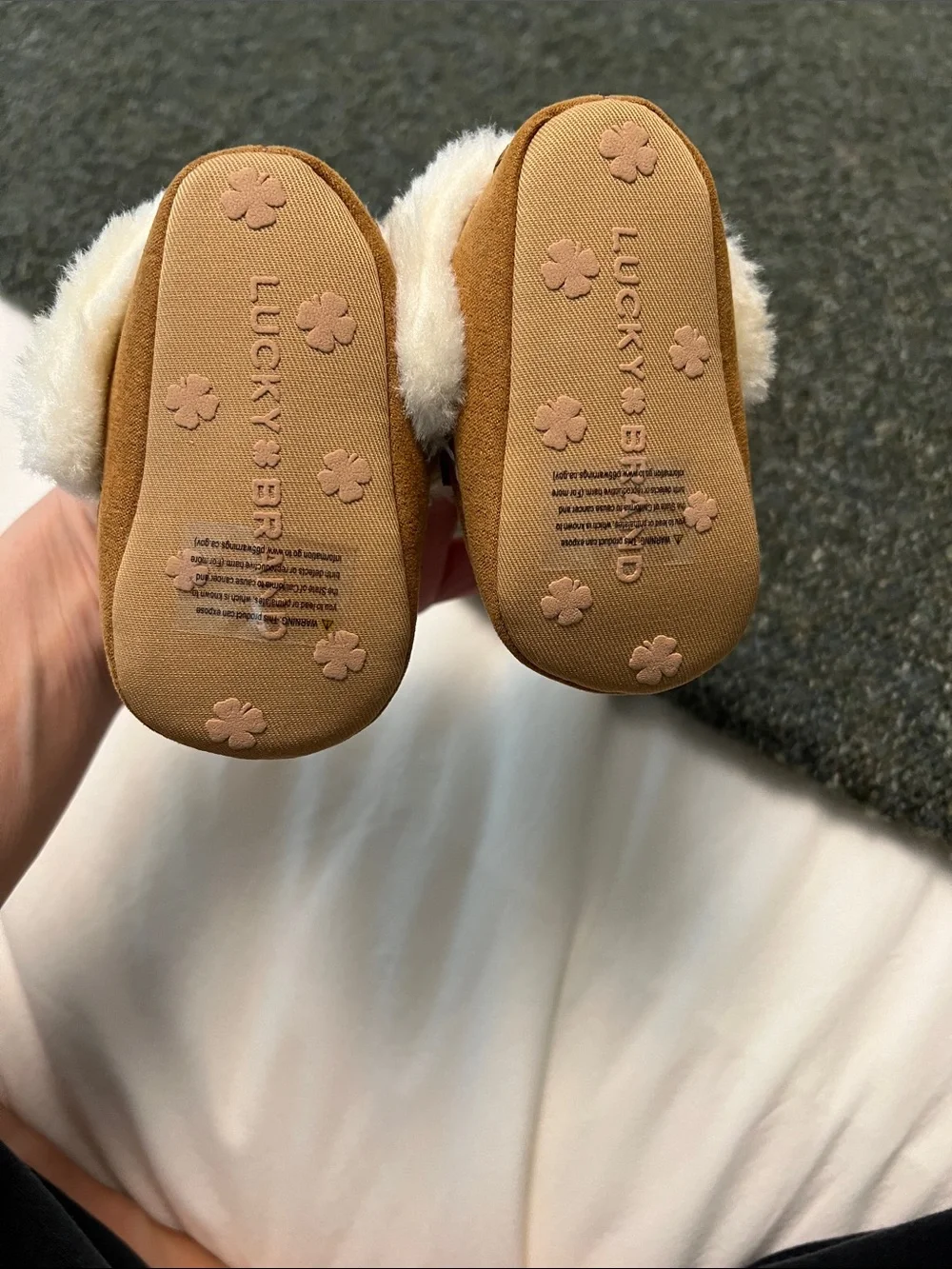 Lucky Brand Baby Faux Fur Slip-On moccasin slippers